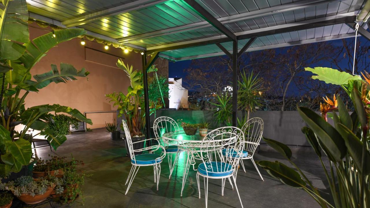 Monastiraki #Wallsfree Citycenter- Unspoiled Athens Apartments Экстерьер фото